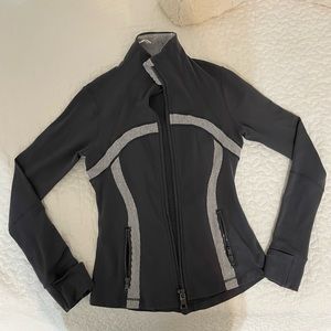 Lululemon Define jacket size 6